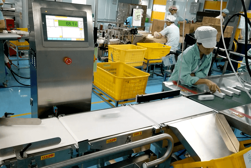日用化妝品-在線重量檢測解決方案 日用化妝品-在線重量檢測解決方案
